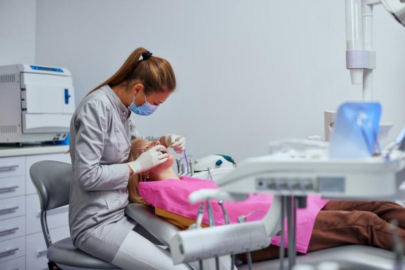 Premi&egrave;re consultation chez l'orthodontiste : que faut-il savoir ?